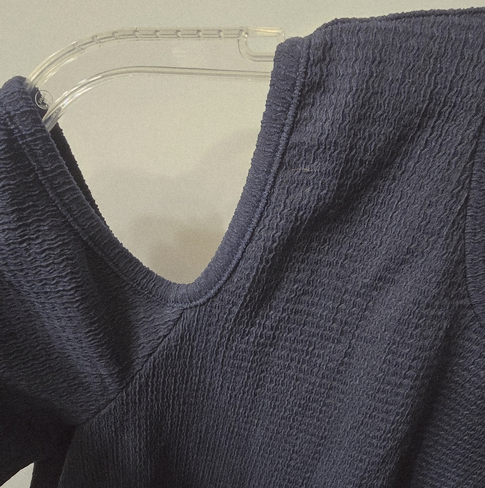 Michael Kors Ladies Navy Blue Sleeve Cut Out Blouse Large - Picture 2 of 6